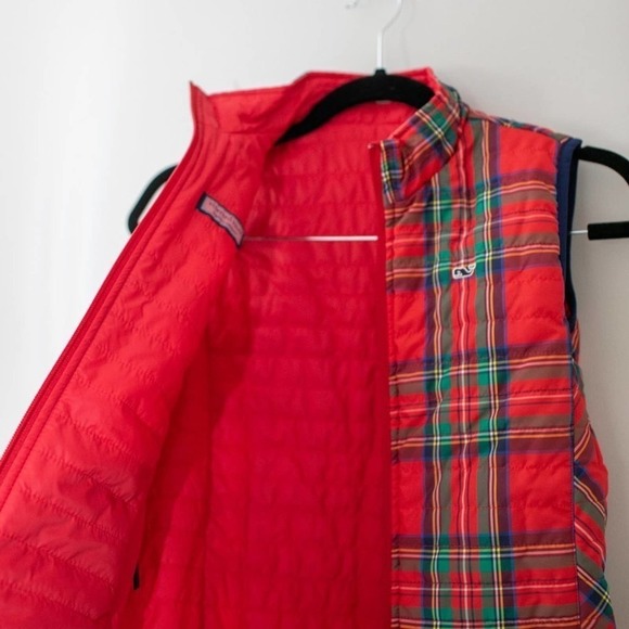 NWT Girls Vineyard Vines Red Vest Size Med Red/Plaid Reversible - Picture 6 of 6